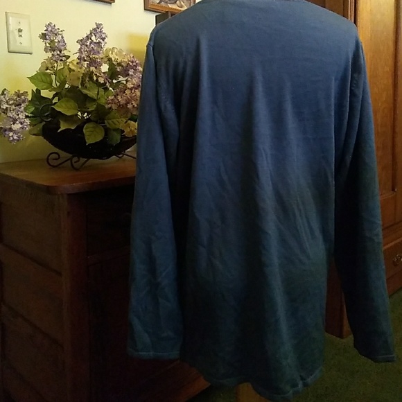 Pullover top - Picture 3 of 5